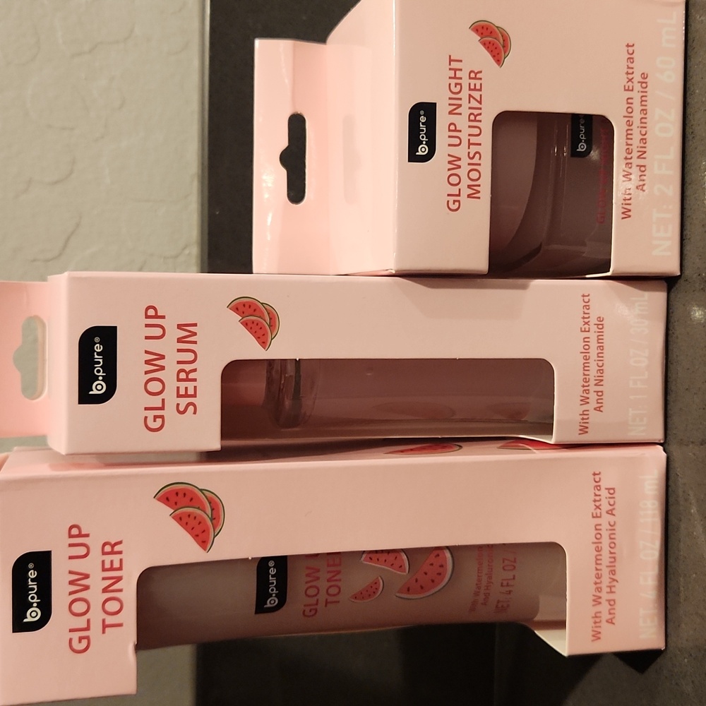 Glow Up Skincare Set - Pink